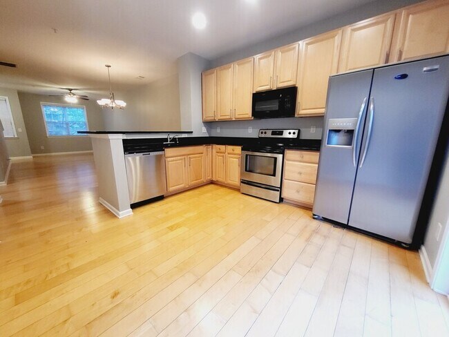 Building Photo - 1131 ILana Court