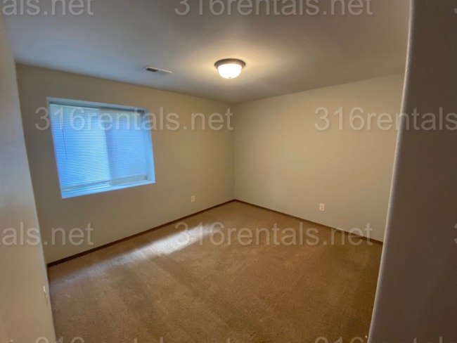 Building Photo - $1575 - COMING SOON! 4 bedroom/ 2 bathroom - Gorgeous newly remodeled townhome!