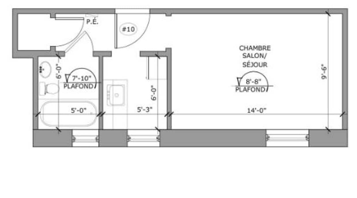 Building Photo - 2060 Rue du Fort