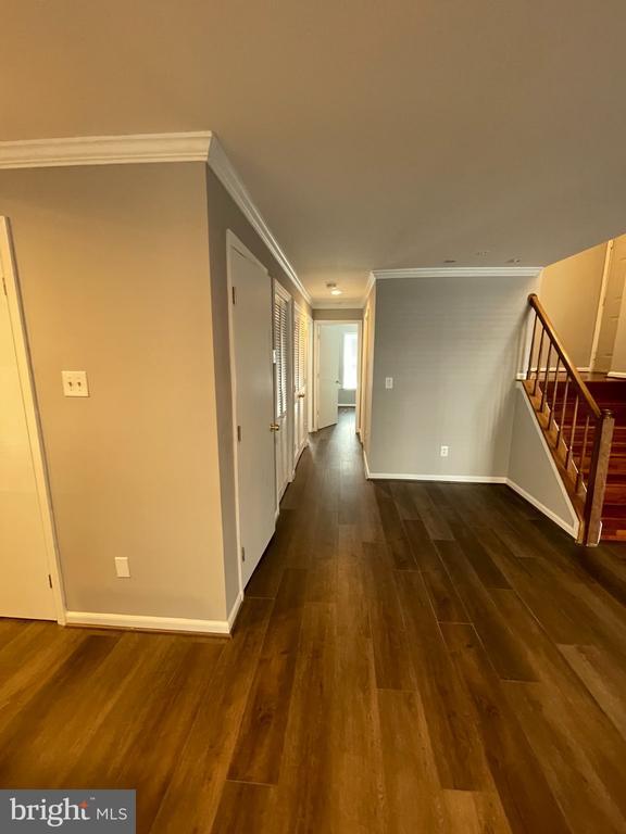 Building Photo - 14224 Jib St