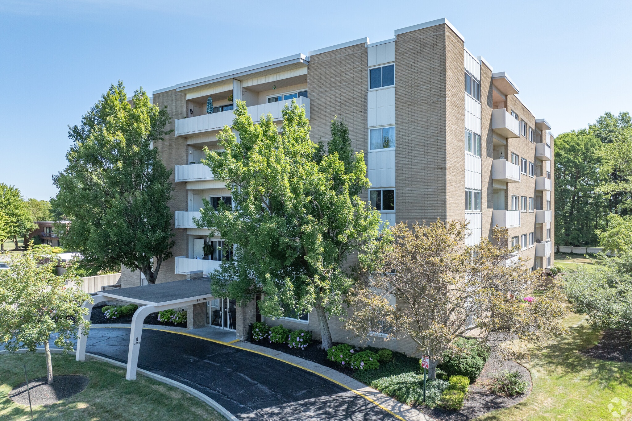 Cliff Towers Building D