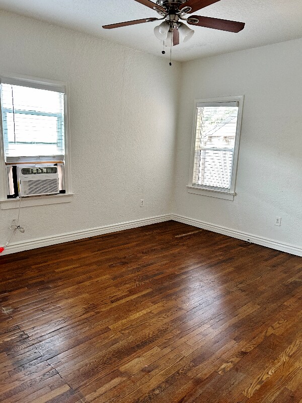 Foto del edificio - 7964 Fountain Ave