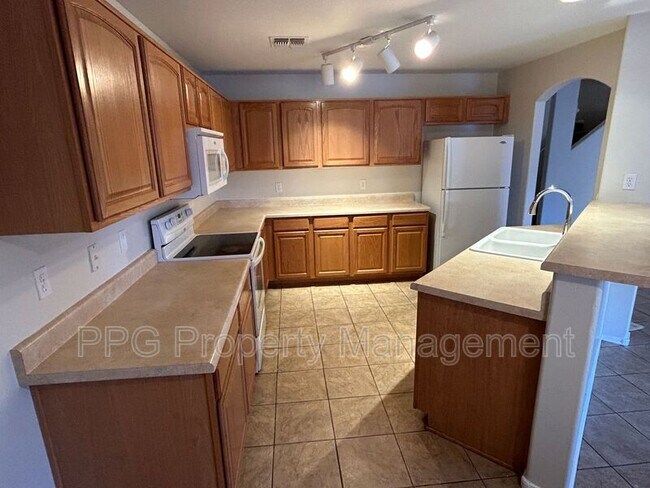 Foto del edificio - 22538 W Hadley St