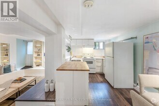 Building Photo - 107 Farnham Ave