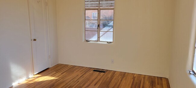 Building Photo - San Fidel 137