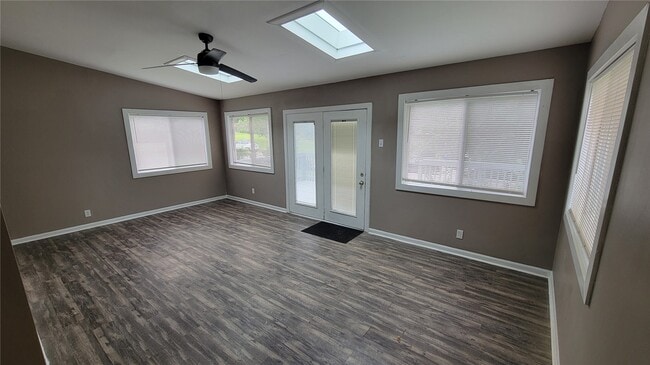 Building Photo - 8720 Marcella Ave