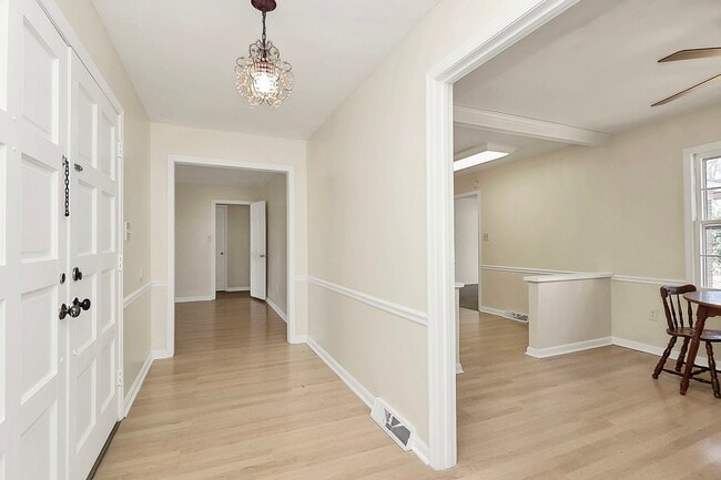 Building Photo - 6635 Olde Savannah Rd