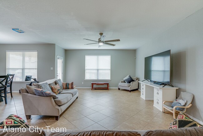 Building Photo - 3 br, 2.5 bath House - 12310 Red Maple Way
