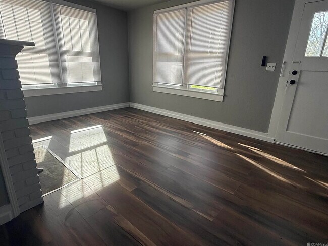 Foto del edificio - 108 St Jude St