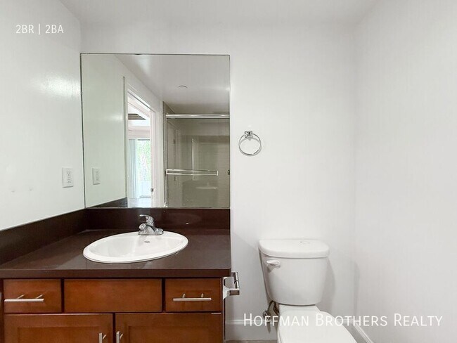 Foto del edificio - 4112 Whitsett Ave