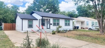 Building Photo - 7316 Pensacola Ave
