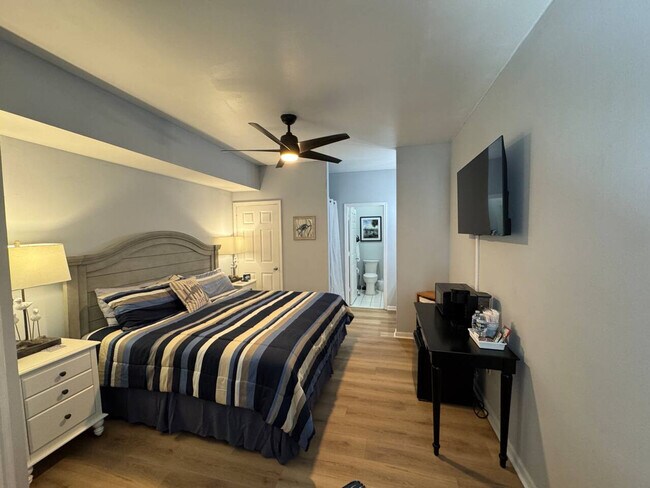 Building Photo - 125 Royal Poste Rd