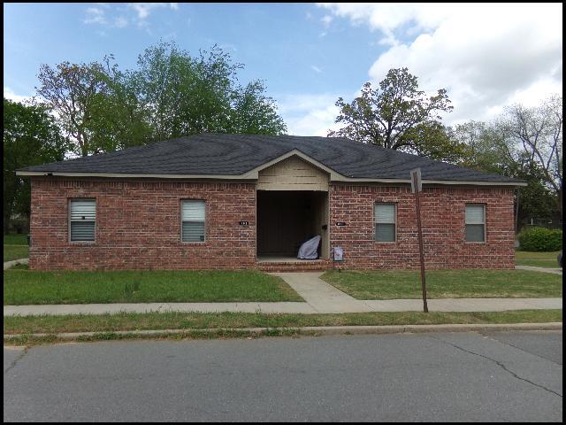 Building Photo - 802 Wright Ave