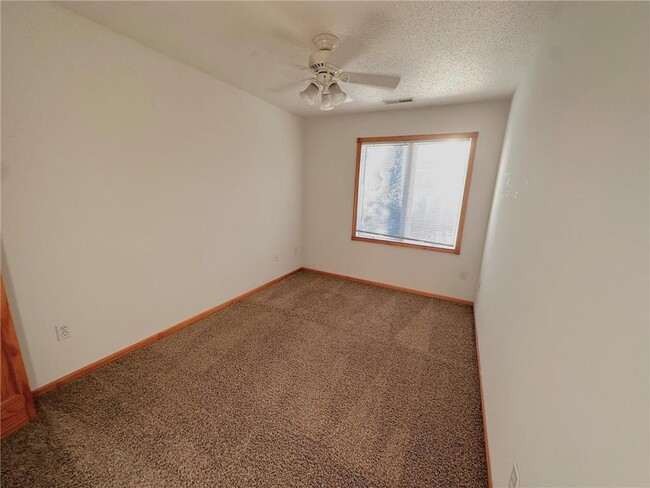 Foto del edificio - 1279 Pinewood Trail