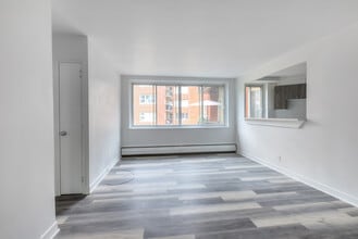 Building Photo - 3635 Av Ridgewood