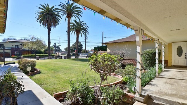 Building Photo - 185 W Longden Ave