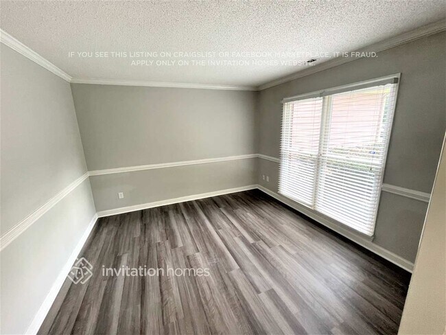 Foto del edificio - 2900 Oakcroft Dr