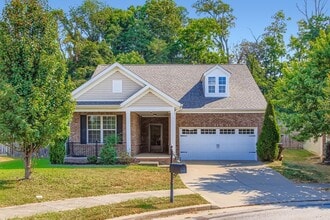 Building Photo - 2520 River Trail Dr