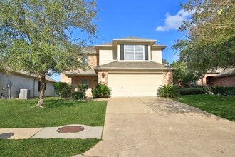 Building Photo - 18926 Piney Way Dr