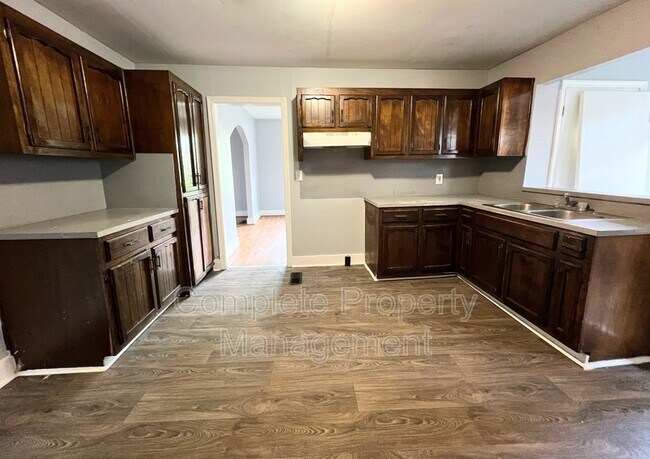 Foto del edificio - 5219 Court G