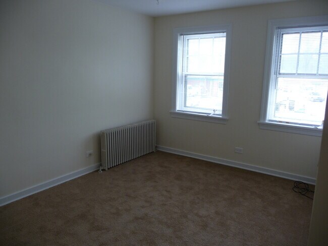 Foto del edificio - 1407 Lake Ave