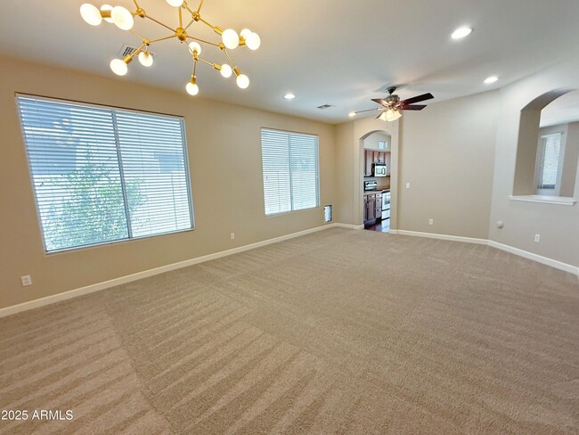 Foto del edificio - 3101 S Sunnyvale Ave