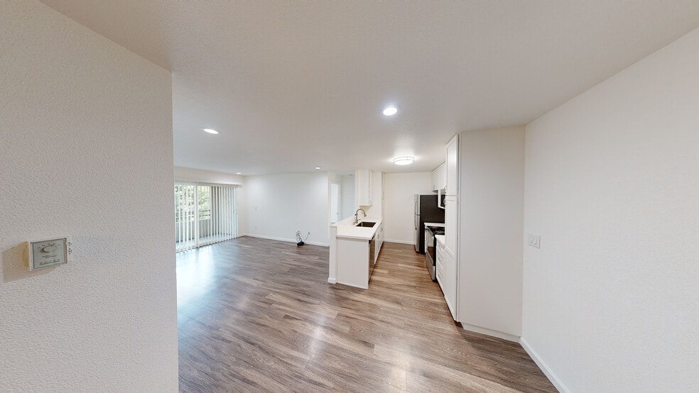 Mission Pacific Apartments