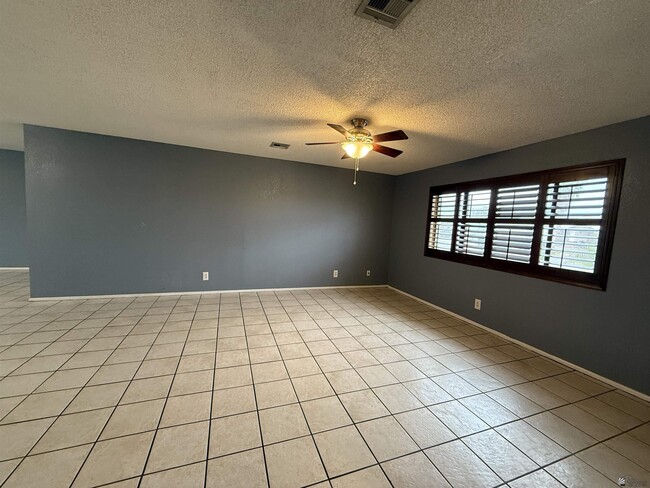 Foto del edificio - 1356 S 41st Ave