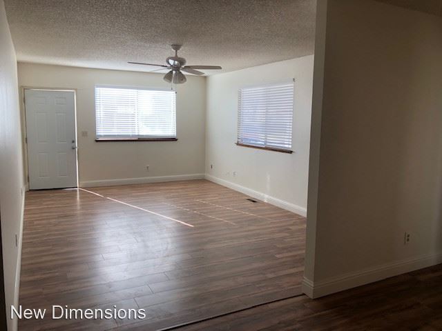 Building Photo - 2 br, 1 bath House - 1525 Douglas Avenue #B