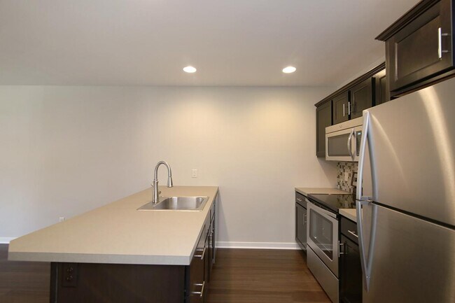 Foto del edificio - 289 E 19th St