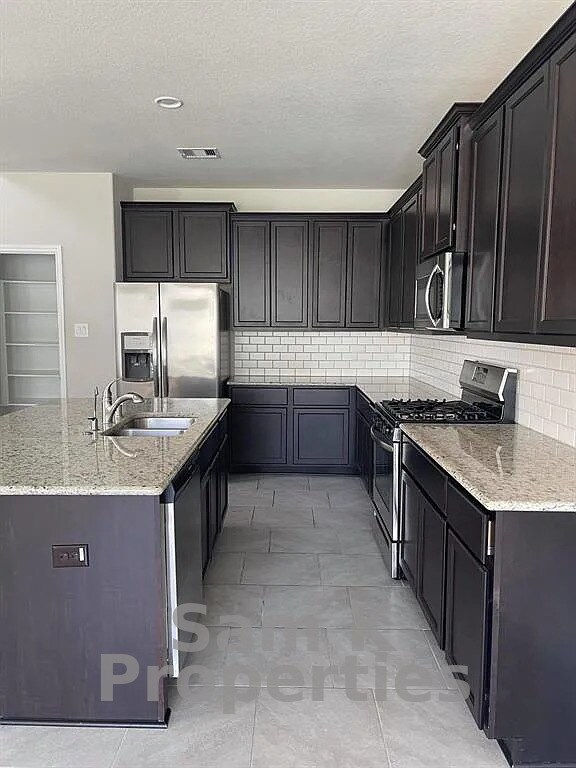 Foto del edificio - 3413 Harvest Meadow Ln