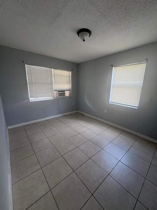 Foto del edificio - 3172 2nd Ave N