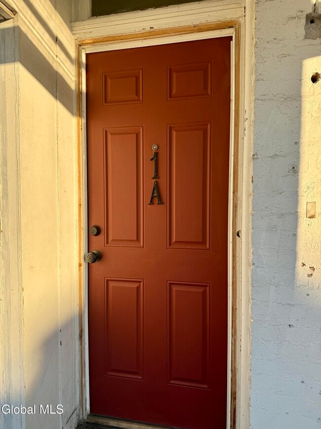 Building Photo - 290 2nd Ave