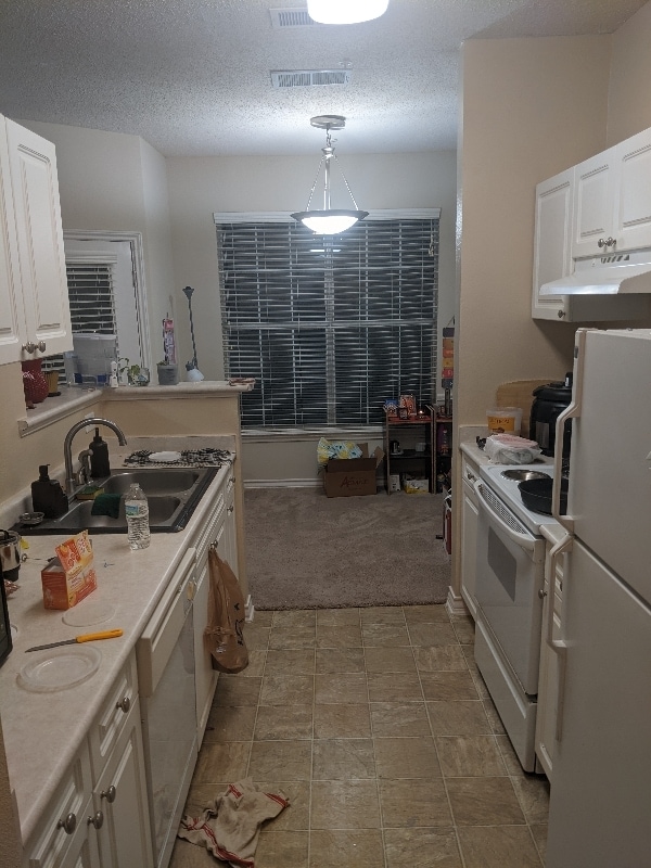 Photo - 32205 N Course View Apartment