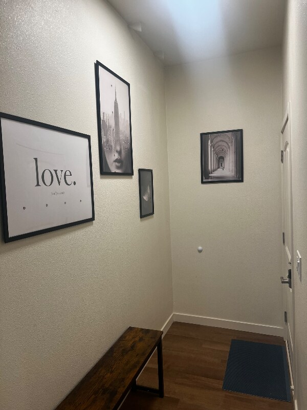 Foto principal - 21825 Valerio St