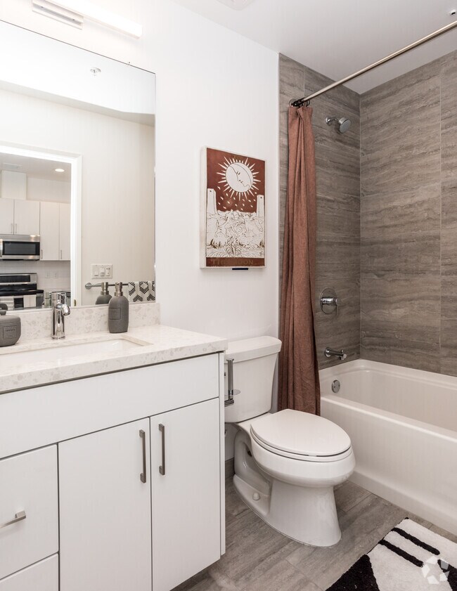 Studio - 628 SF - Crosby