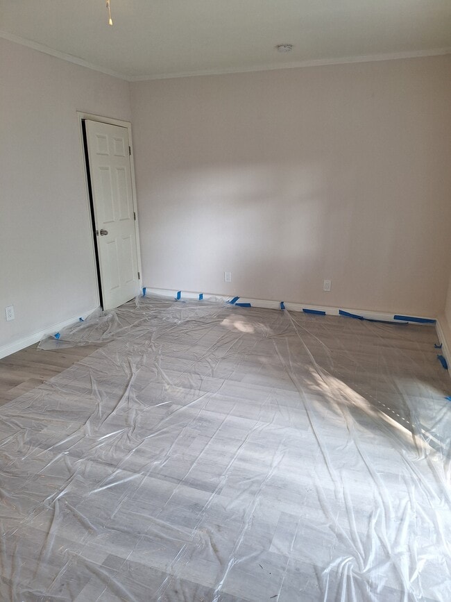 Foto del edificio - 16663 Victory Blvd