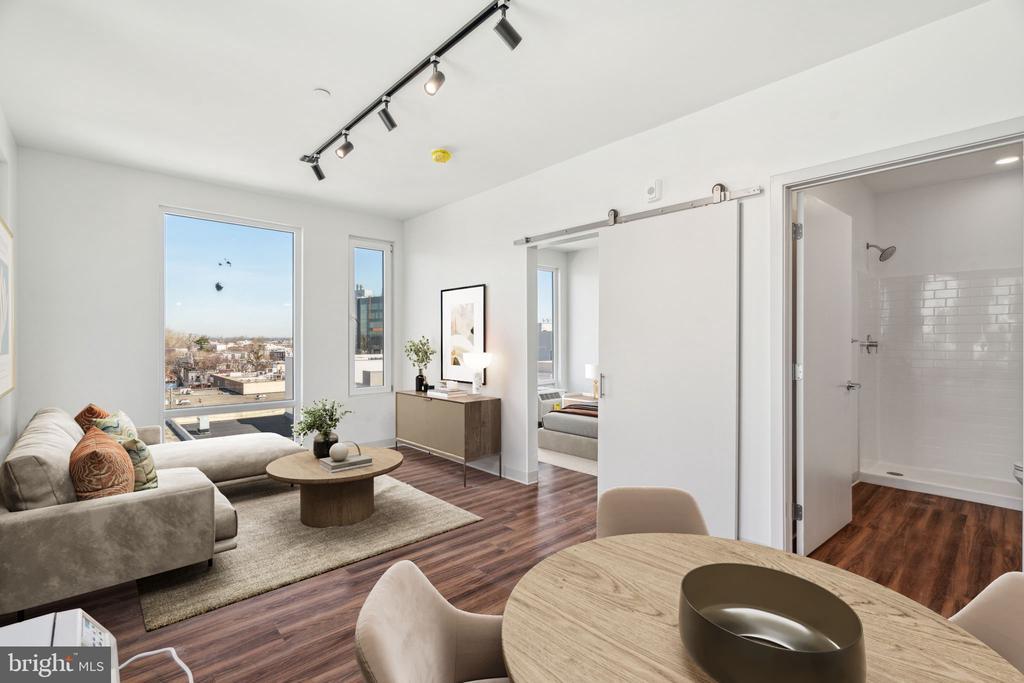 Primary Photo - 4240 Chestnut St