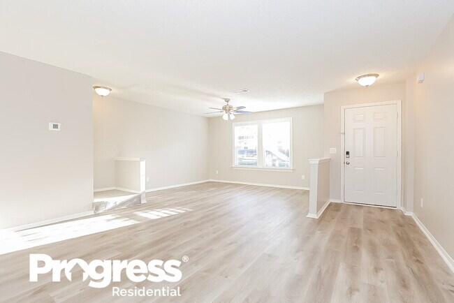 Building Photo - 5517 Cedar Ash Crossing