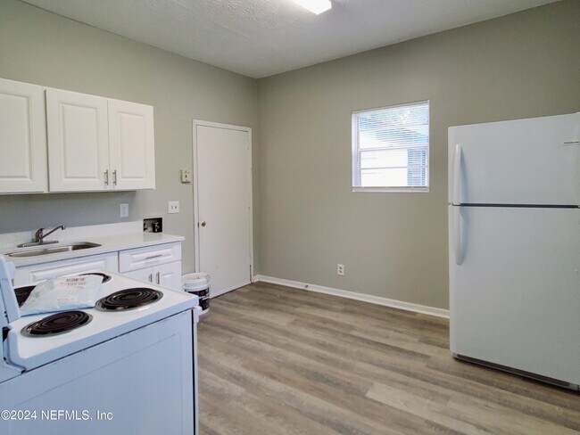 Foto del edificio - 834 N Washington St
