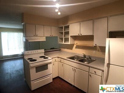 Foto principal - 1243 N LBJ Dr