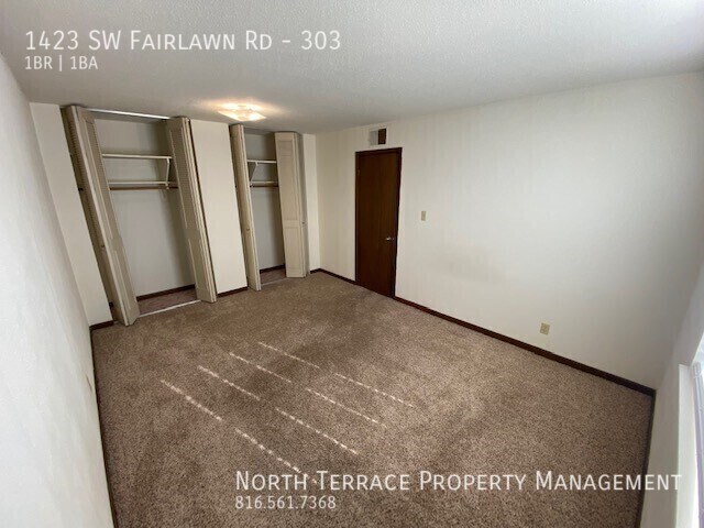 Building Photo - Newly Renovated 1B in Topeka