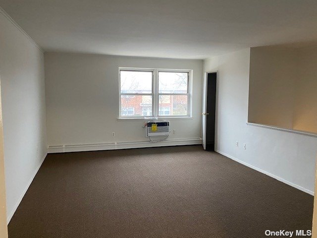 Foto del edificio - 100 Mayfield Ln