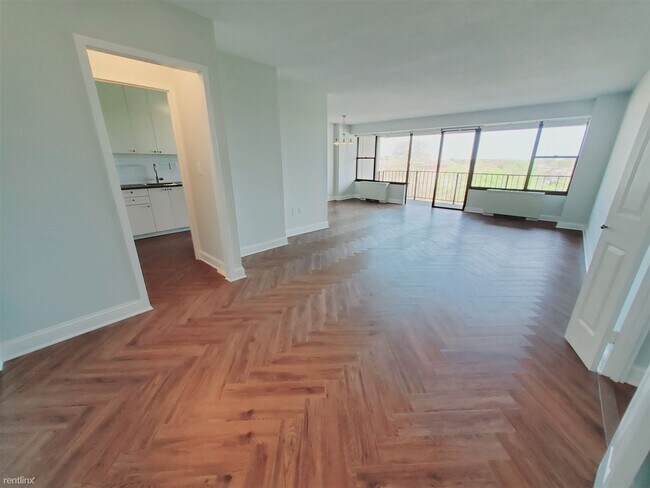 Building Photo - 1 br, 1 bath Condo - Hayes House