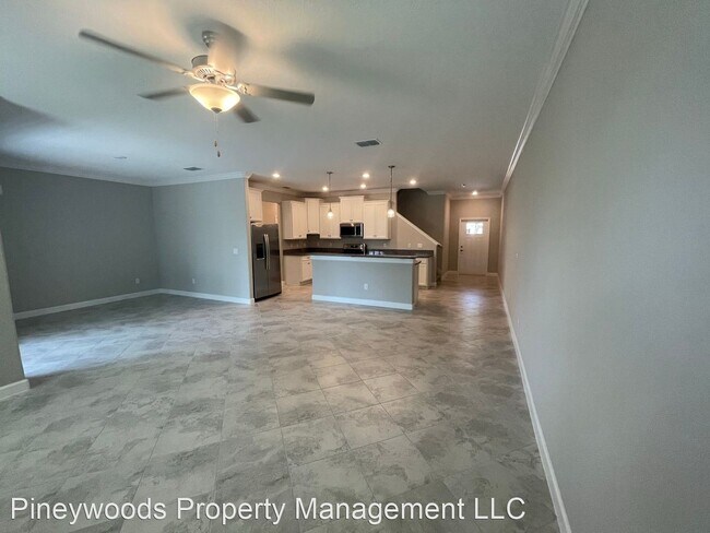 Building Photo - 3 br, 2.5 bath House - 23276 Willow Glen Way