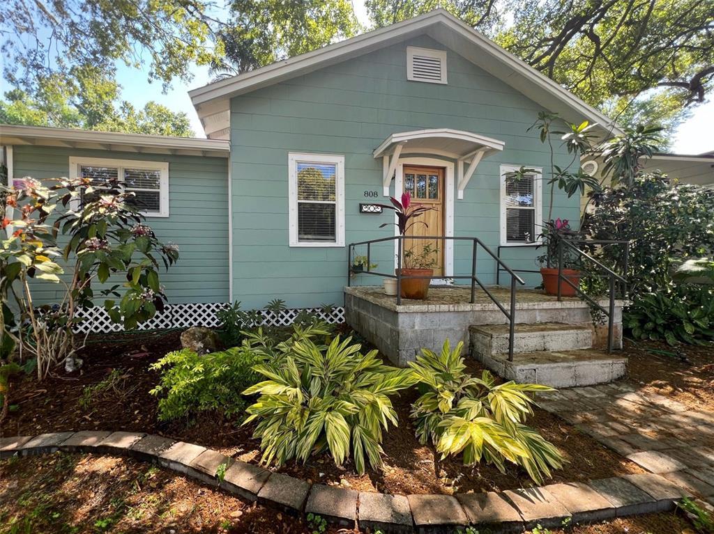 Primary Photo - 808 W Coral St