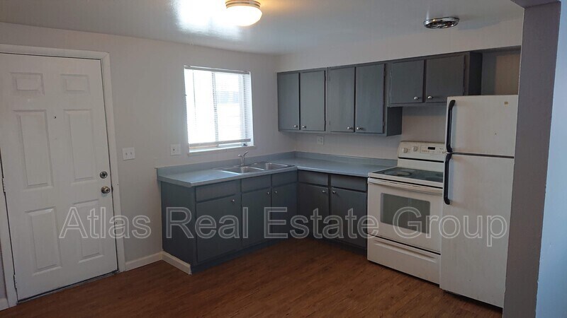 Foto principal - 7161 Stuart St