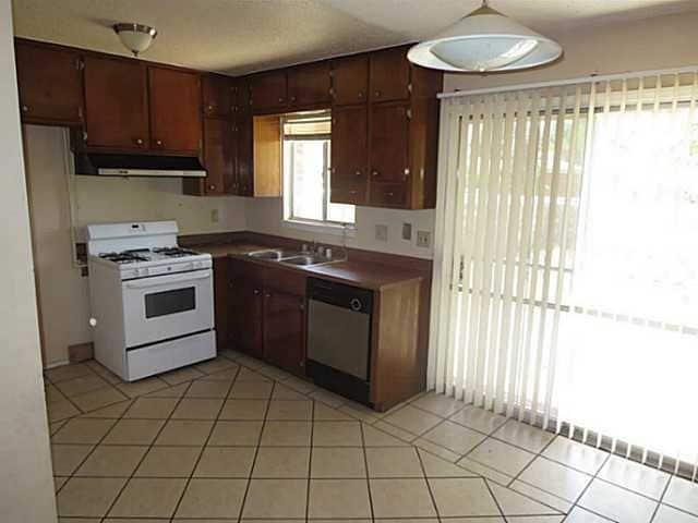 Building Photo - 8626 Mettler Dr