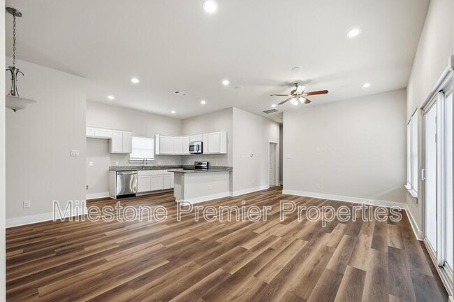 Foto del edificio - 1220 Jones St