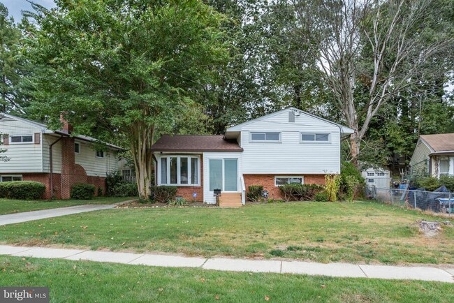 Building Photo - 12909 Grenoble Dr